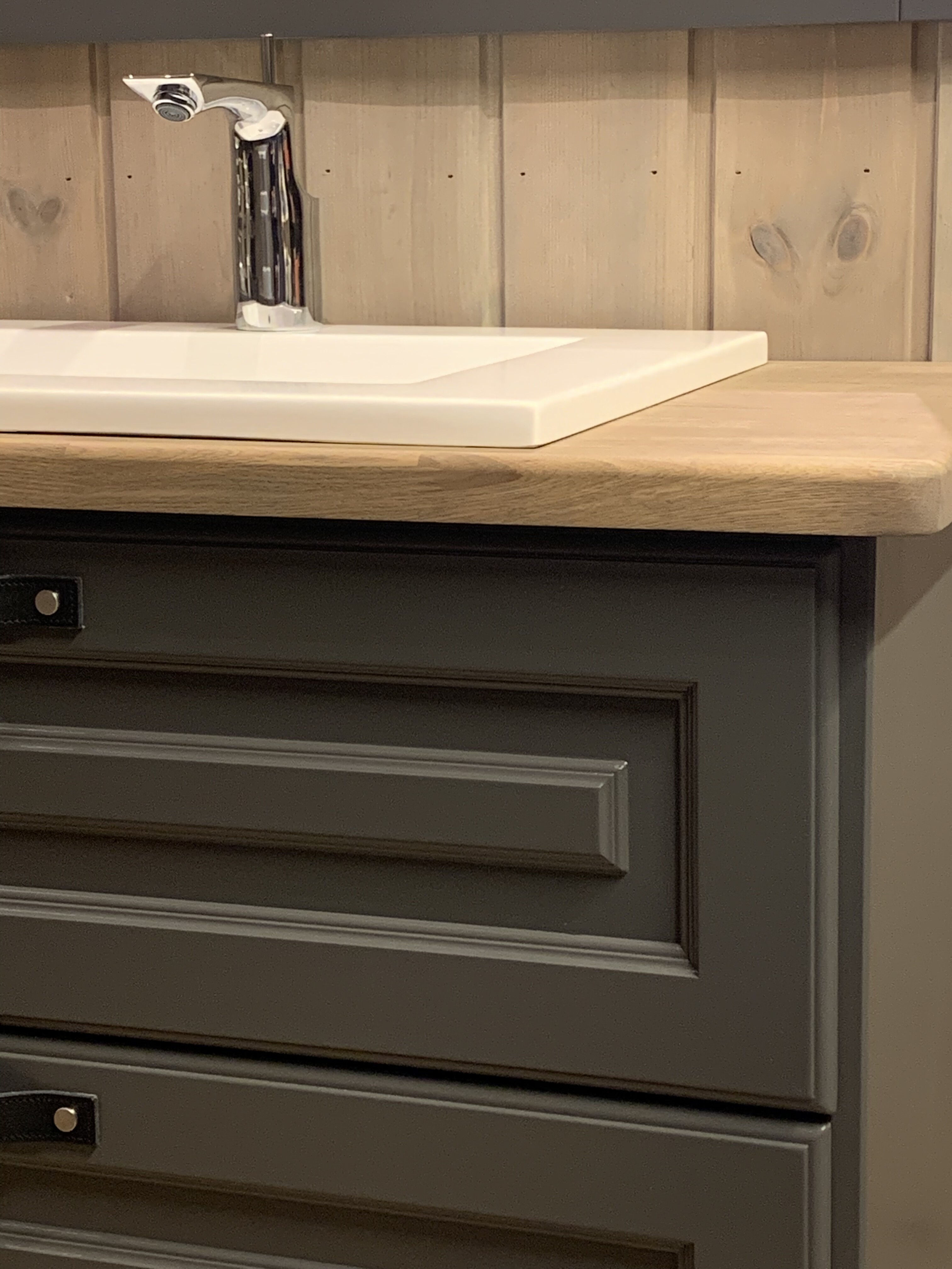 Klassisk bad, heltre fra Kistefos Møbler, topp kvalitet , Norsk design