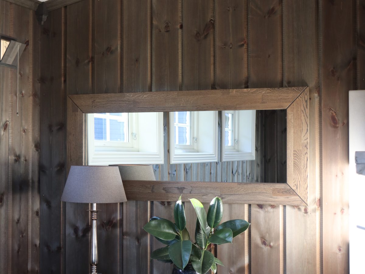 Heltre eikespeil Kistefos